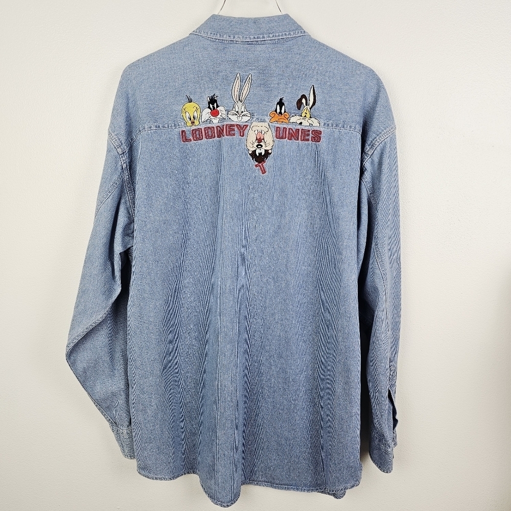 Vintage 1997 Warner Bros Studio Store Looney Tunes Embroidered Denim Shirt XL